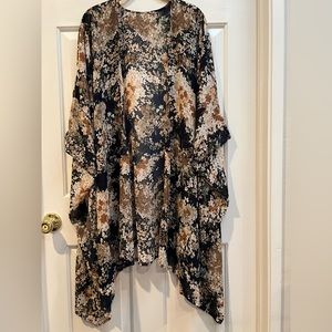 Cardigan Kimono Sheer Floral One Size.